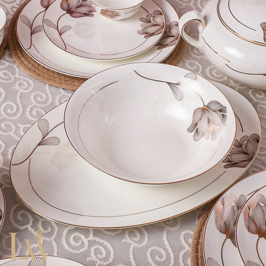 Pétale d'Or 44 Piece Dinner Set