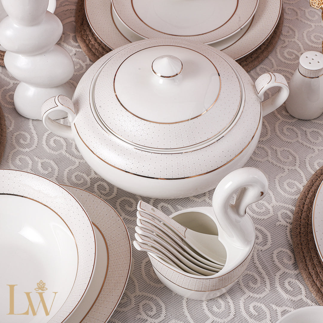 Pearl d'Or 44 Piece Dinner Set
