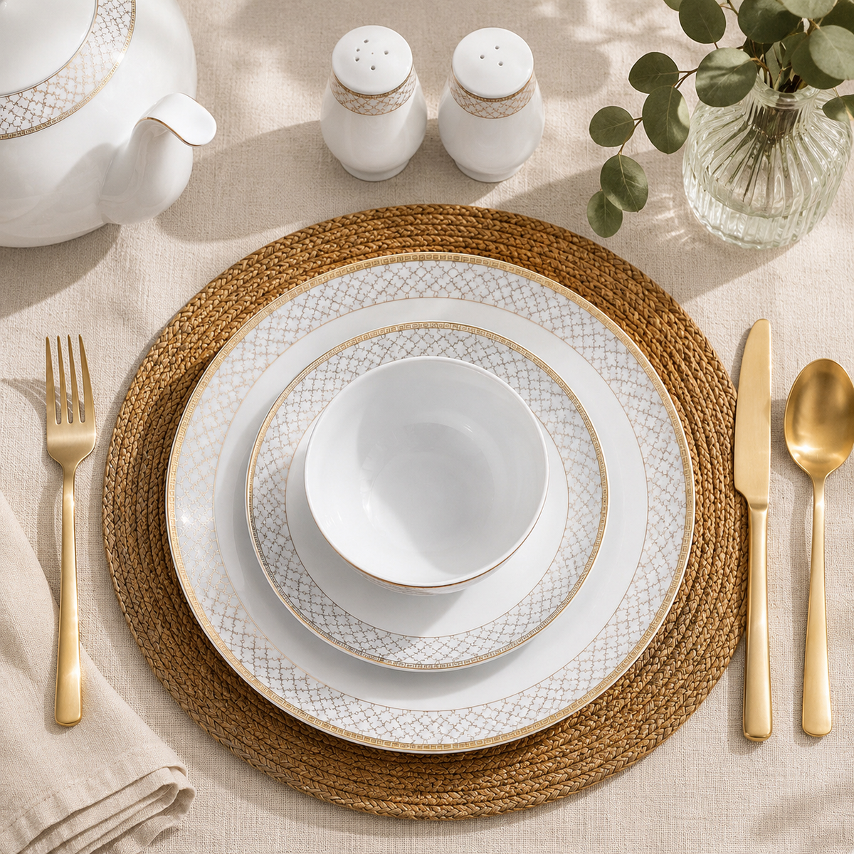Majestic Gold 38 Piece Dinner Set