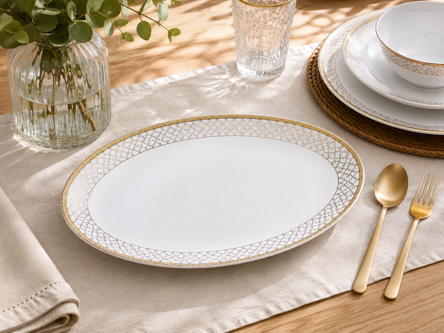 Majestic Gold 38 Piece Dinner Set